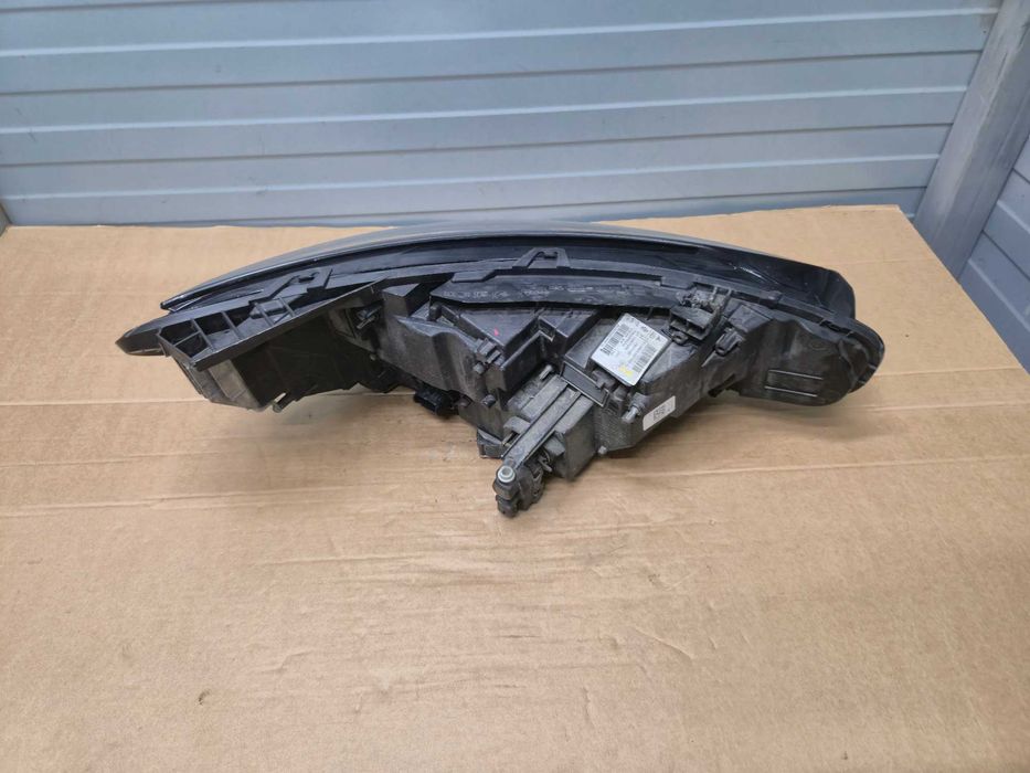 Far stanga led Renault Clio 5 Facelift An 2023 2024 2025 cod 260600149R