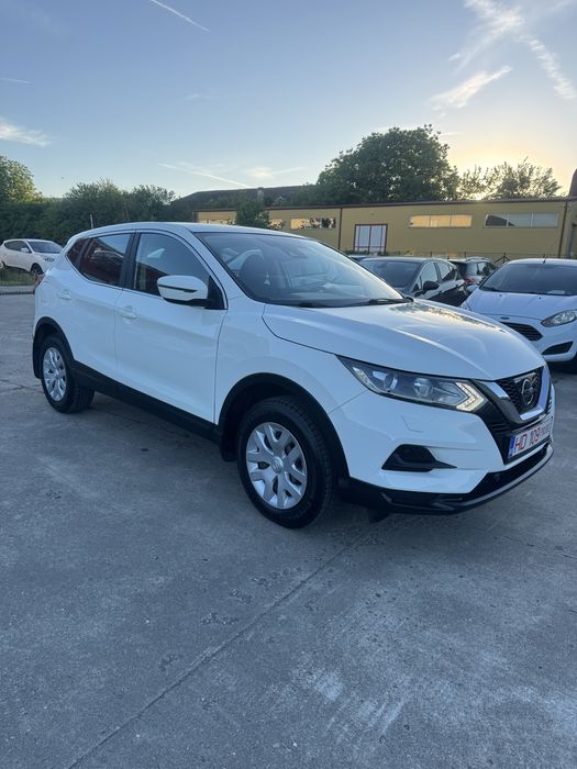 Nissan Qashqai 2019 Benzina 134000km