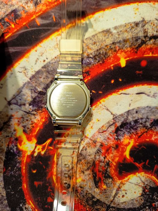 Ceas de mana Casio Vintage Iconic ca nou A168XES-1BEF