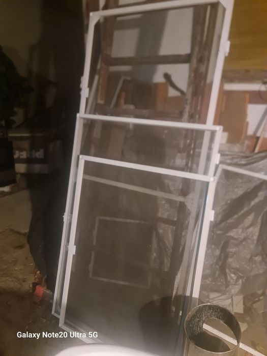 Vând geamuri termopan