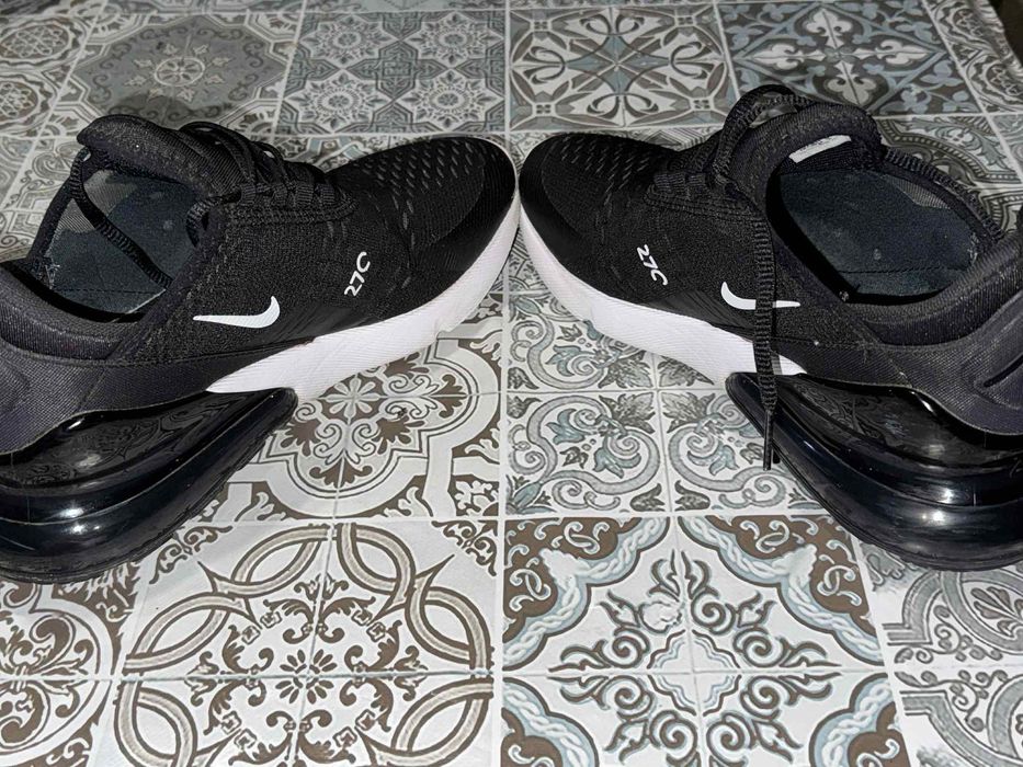 Дамски обувки Nike Air Max 270