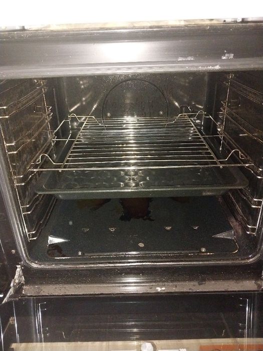 Газовая плита с духовкой