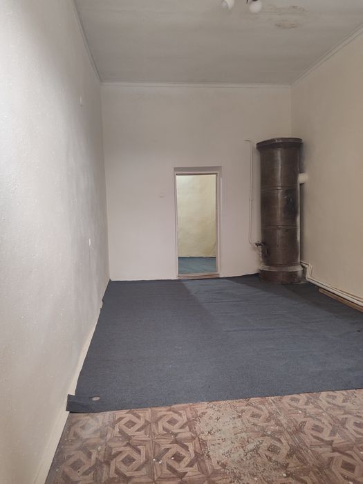 Яшнабад. 1 ком. Двор