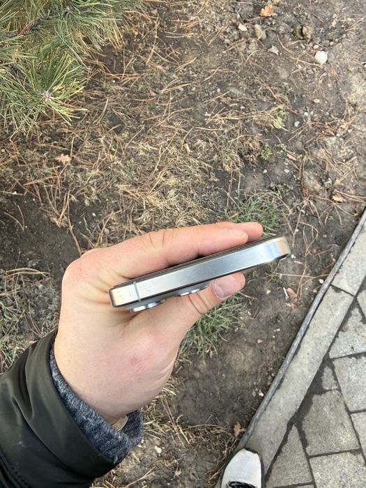 iPhone 15 pro max 512