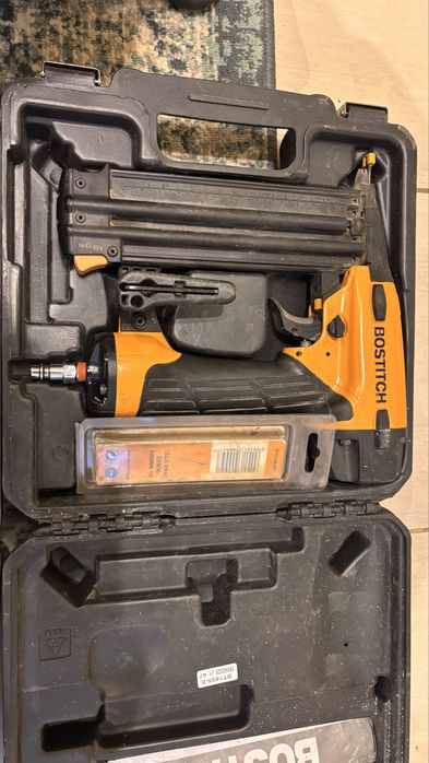 Vand pistoale pneumatic