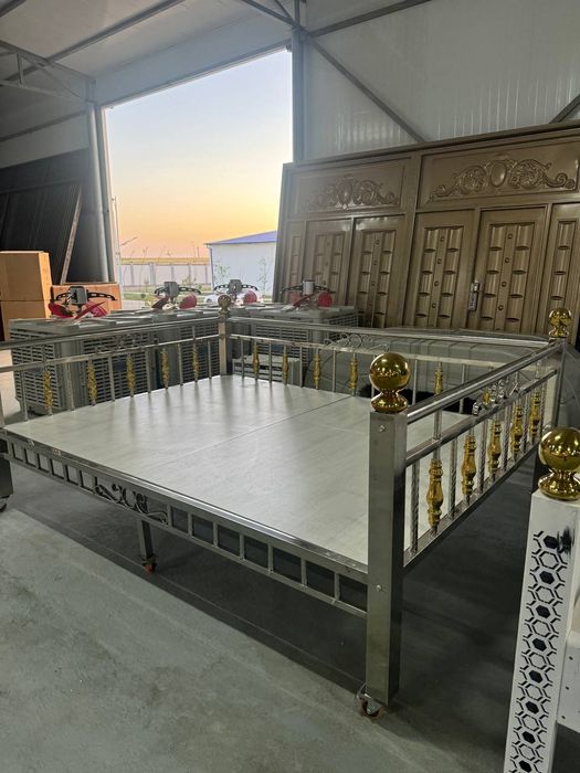 Сури тапчан хохлаган улчамда  узбекистон буйлаб етказиш хизмати бор