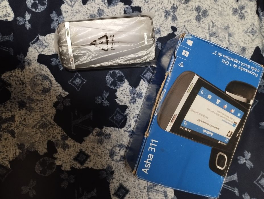 Assalom alekum Telefon Sotiladi Original Nokia asha 311