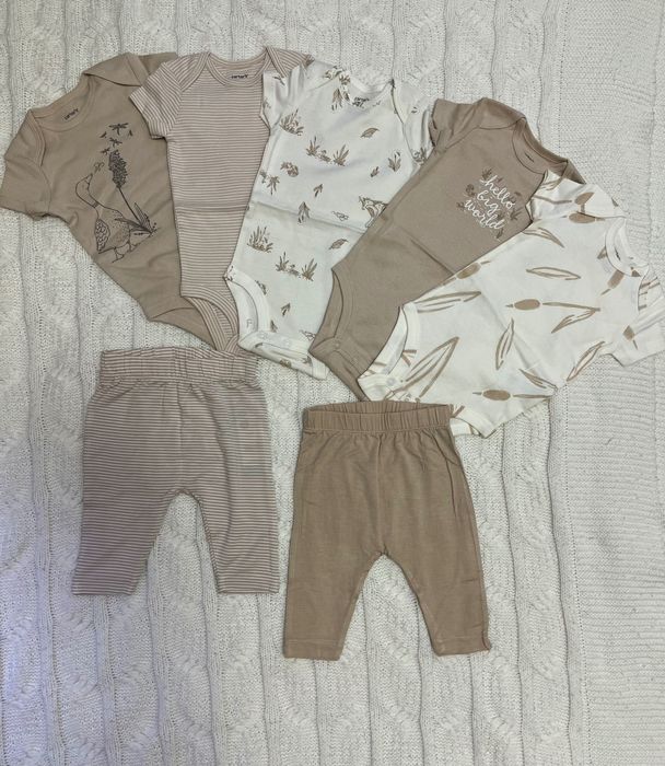 Carters боди  на 3 мес набор пять штук, штанишки на 3 мес пара.Carters