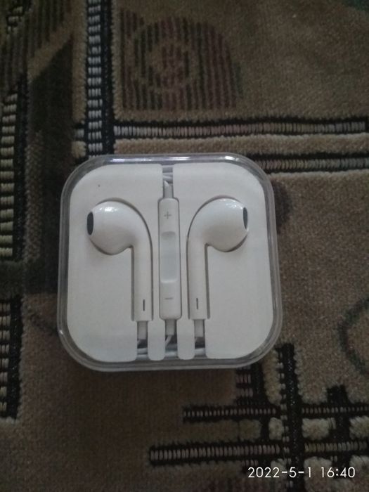 Наушники проводные