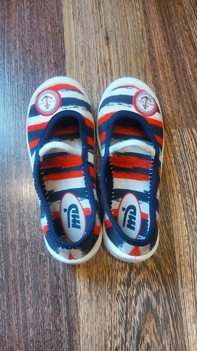 Детски  пантофки номер 27