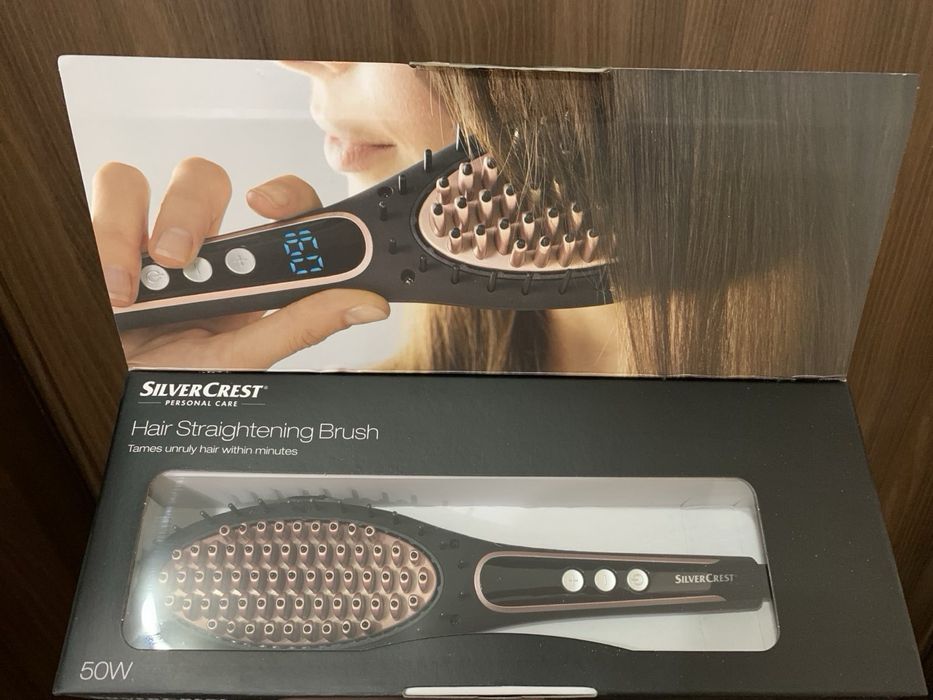 Четка за изправяне на коса