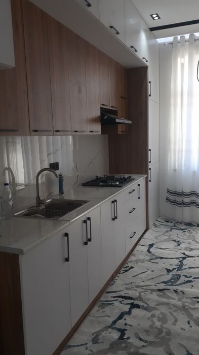 Arenda kvartira Sergeli moshina bozor orqasida 2 xona
