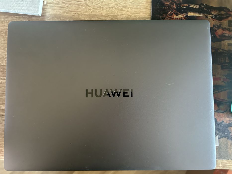 Ноутбук Huawei, без минусов