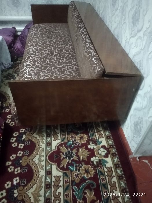 .Продается.Диван очень хорошем состоянии.Белорусский