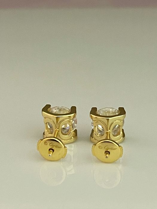 Сребърни позлатени обеци стил Cartier,  с камък моасонит.