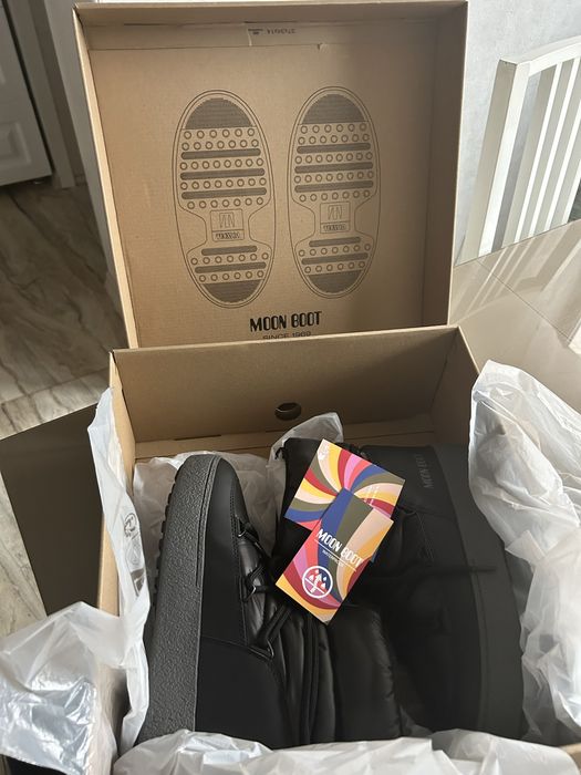 Moon boot low nylon marimea 39