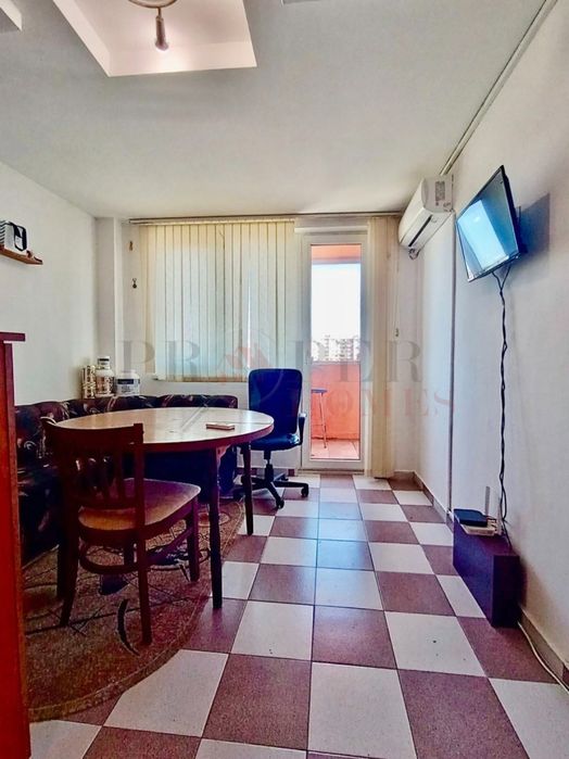 Продава се Двустаен апартамент в Велико Търново, Колю Фичето - 50 кв.м за 1570 €/кв.м - Снимка #2