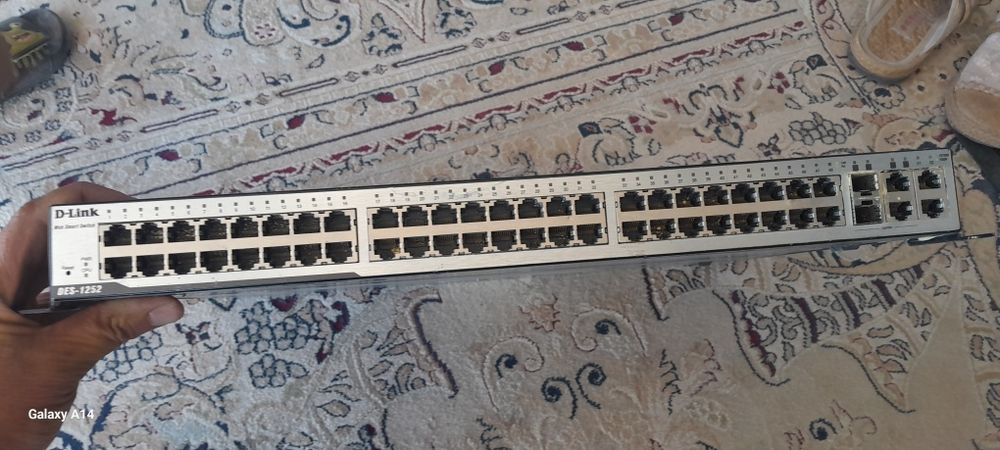 Коммутатор 24 и 48 выходов