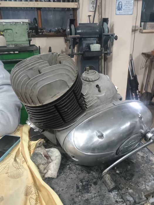 Двигател за Балкан 250 нов