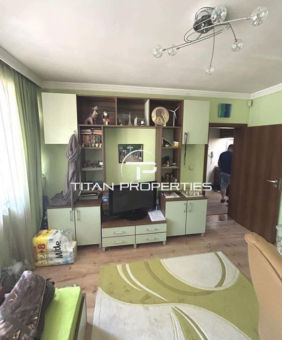 Дава се под наем Тристаен апартамент в Варна, Лятно кино Тракия - 105 кв.м за 598.23 € - Снимка #4