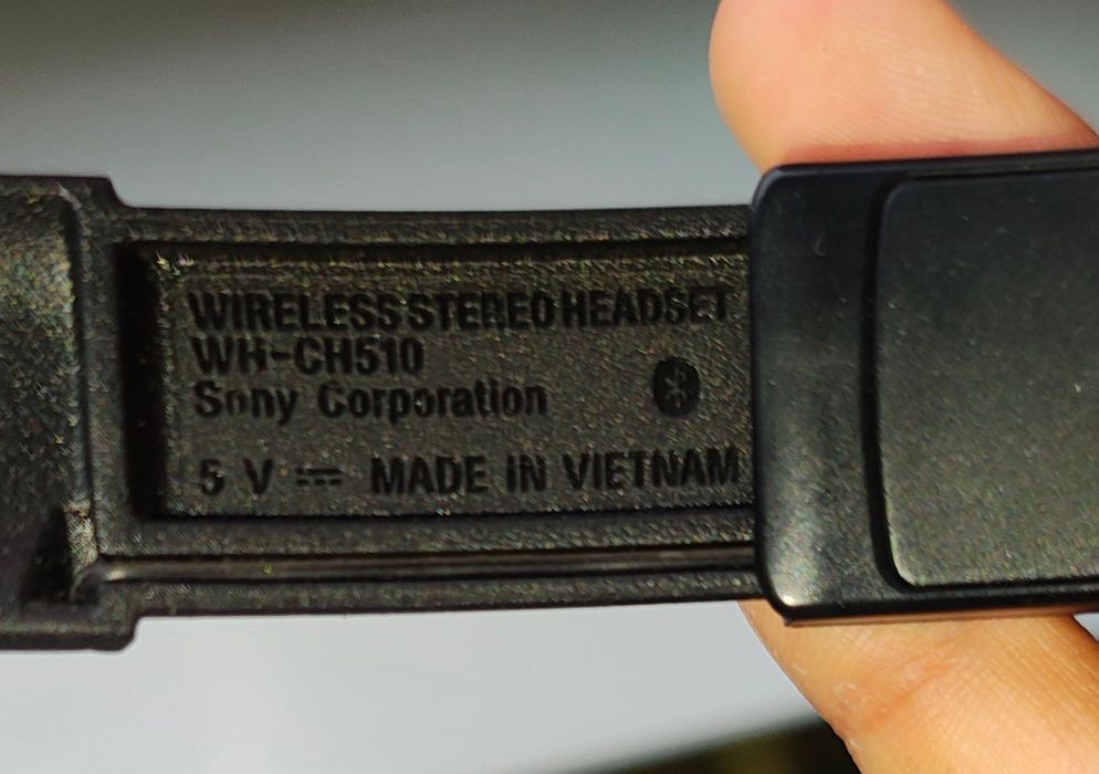 Vând căști Sony WH-CH510