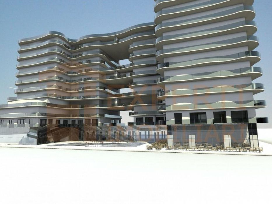 Teren Mamaia Nord - Promenada , al doilea rand la mare