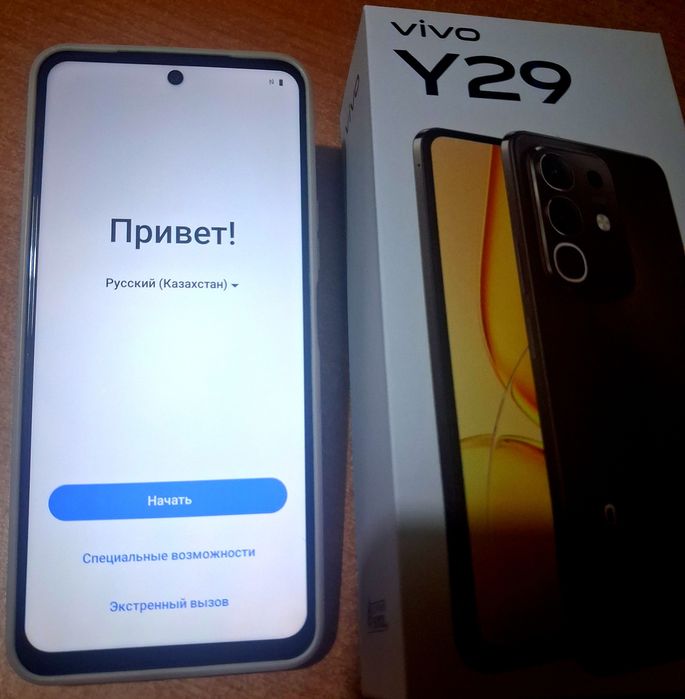 Почти новый VIVO Y 29