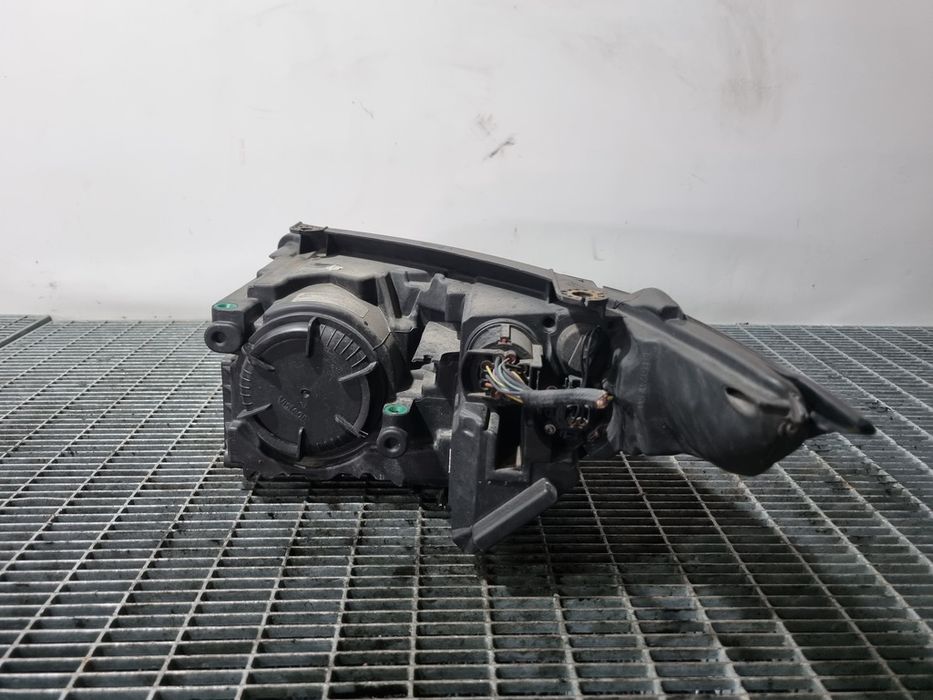 Far Dreapta Land Rover Range Rover Evoque - SUV 4 Usi (1529) Xenon