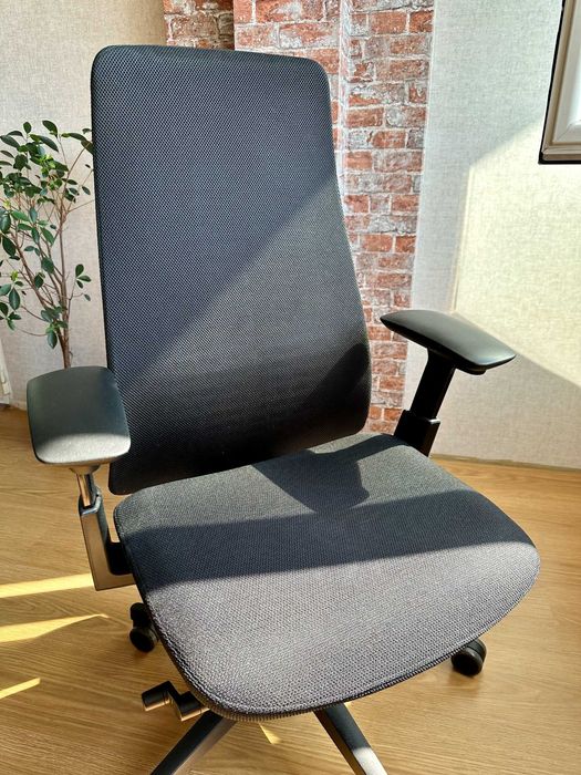 Haworth Fern eргономичен офис стол от най-висок клас