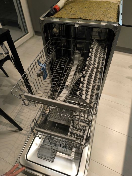 Съдомиялна Whirlpool