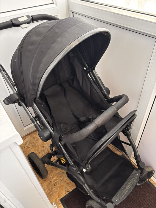 Продам коляску складная