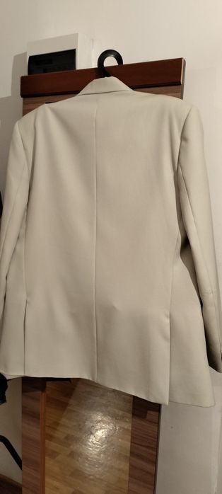 Костюм мужской тройка