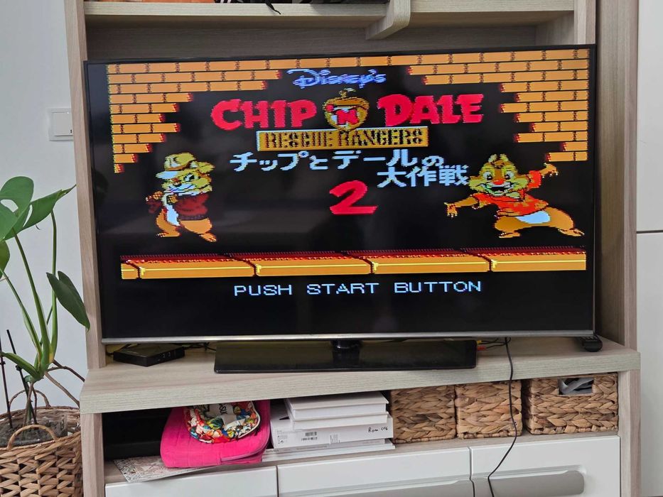 Consola NES - Retro cu multe jocuri