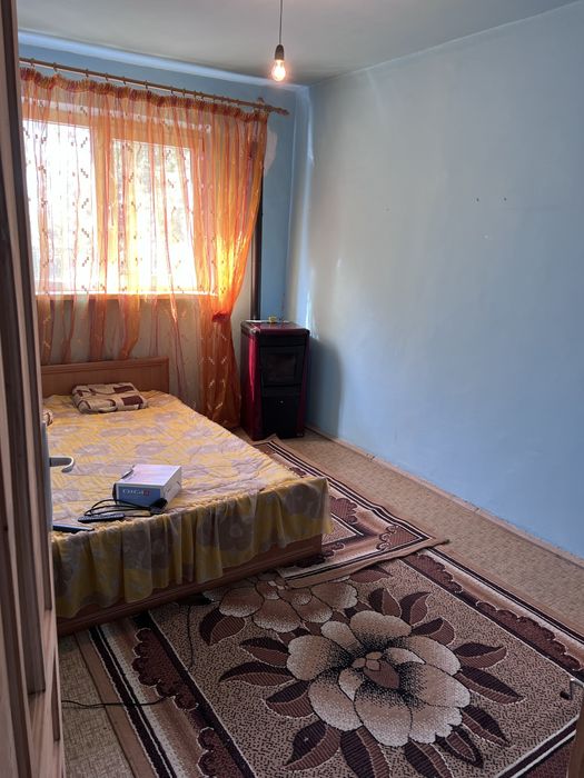 Apartament 3 camere-  Bailesti