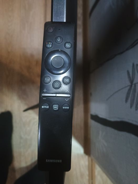 Телевизор Самсунг  UE50TU8000U