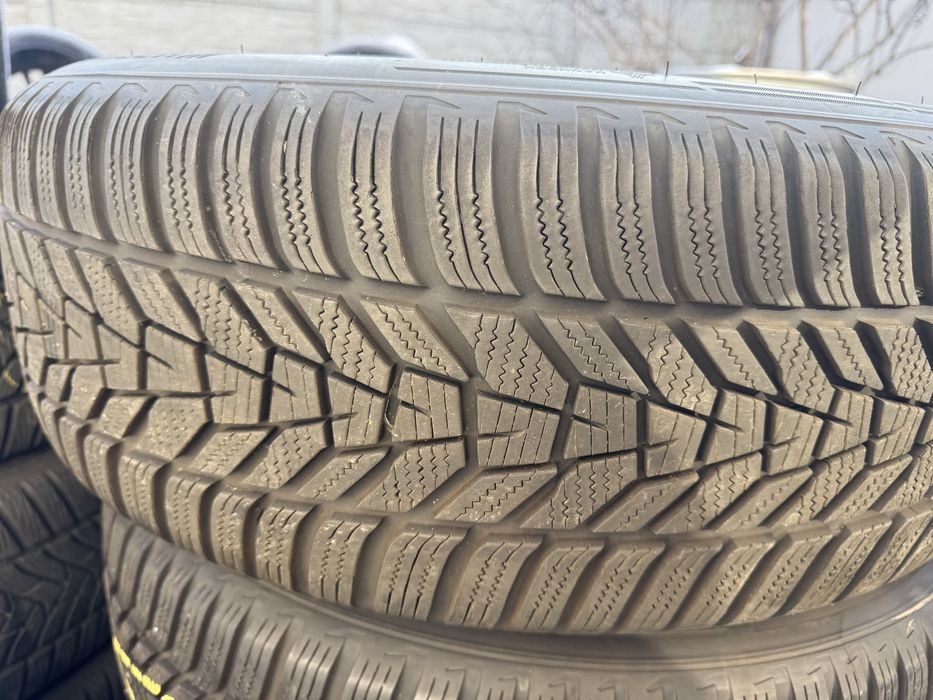 4 anvelope iarnă Hankook Winter i*Cept Evo 3 X – 235/55/R19 105V