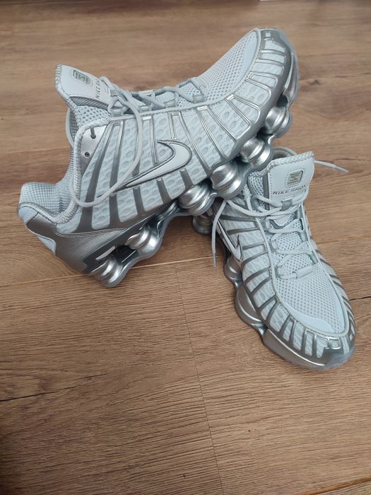 Adidași Nike Shox TL