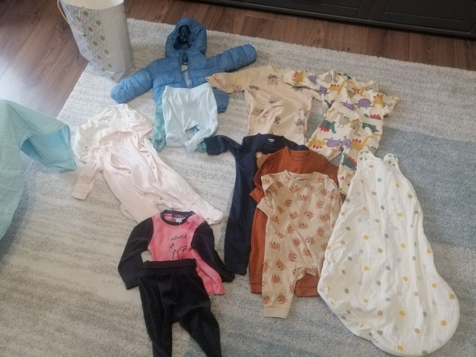 Hainute bebe 3 6 luni toate 50 lei