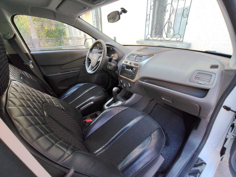 Chevrolet Cobalt 2024, 22 000 км, автомат, идеал ҳолат, ранги оқ