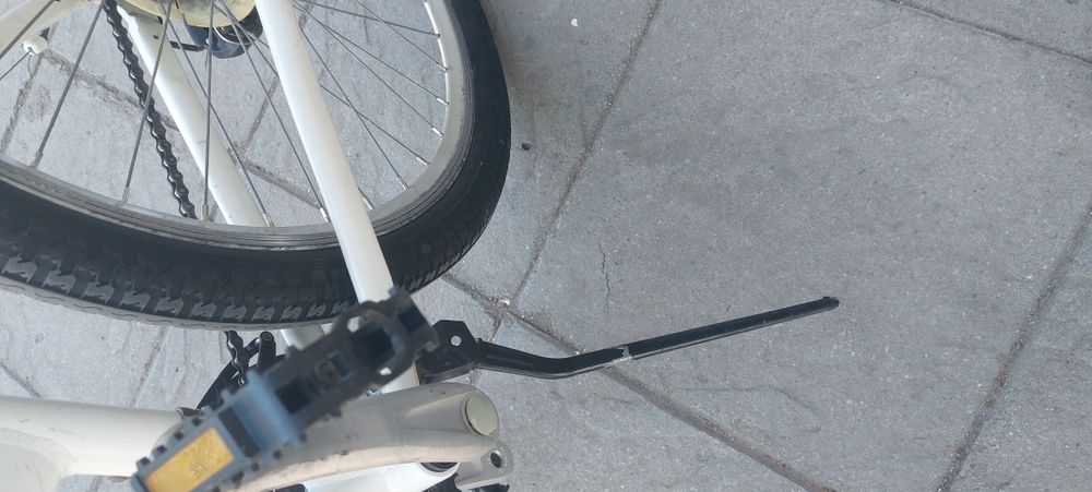 Продавам лек алуминиев сгъваем велосипед 26 цола