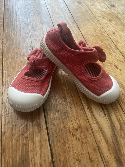 Детски обувки за момиче