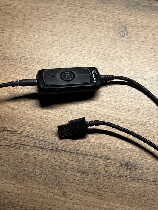 Продам наушники HyperX Cloud Alpha S