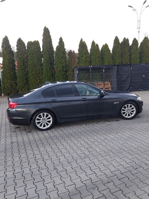 Vând BMW seria 5 F10 an 2010 cutie  automata proipietar in acte
