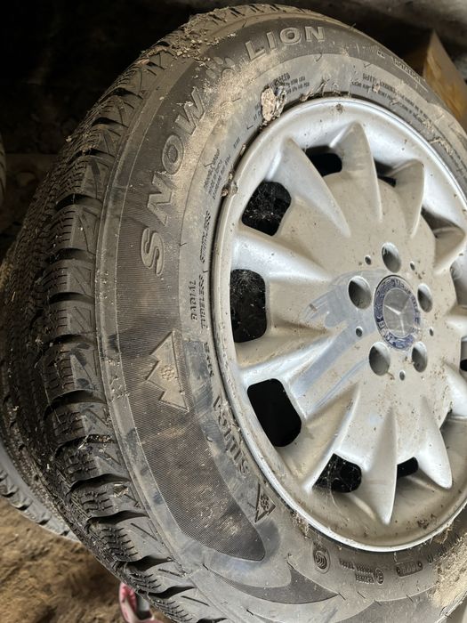 диска шинами 215/60/16