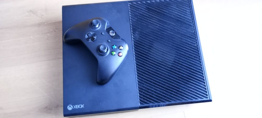 Xbox one 500gb cu multe jocuri