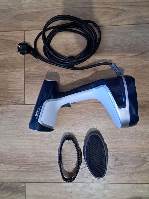 Aparat de calcat cu abur Tefal Access Steam+ nou