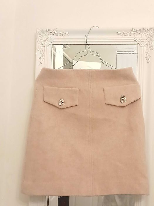 Avin поли от вълна и букле