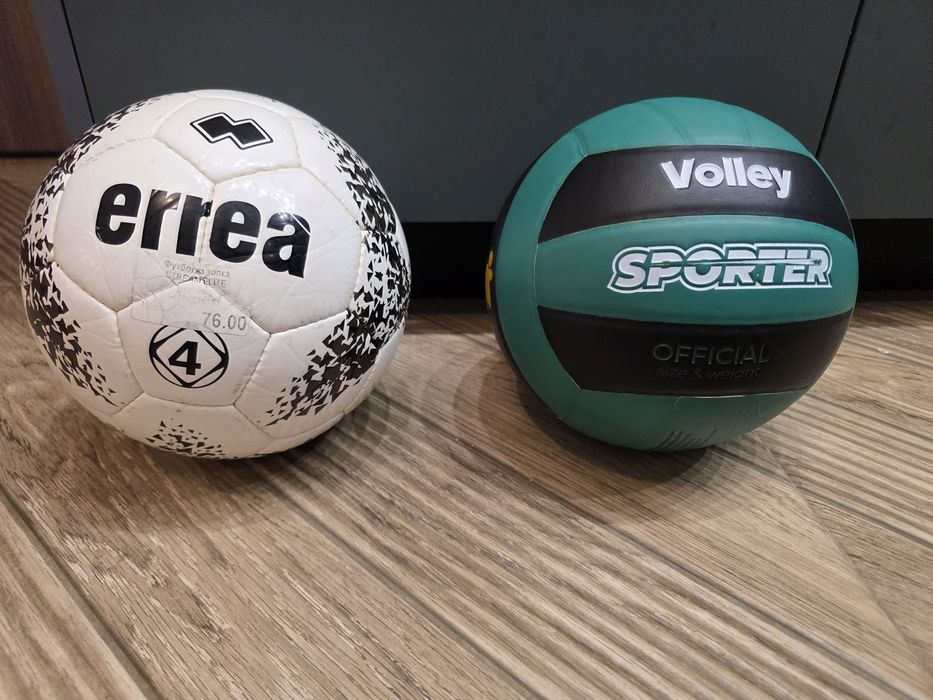 Два броя топки Errea / Volley Sporter