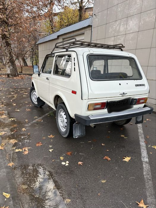 Продается автомобиль Нива