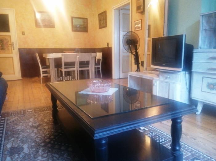 Дава се под наем Четиристаен апартамент в София, Център - 96 кв.м за 850 € - Снимка #1